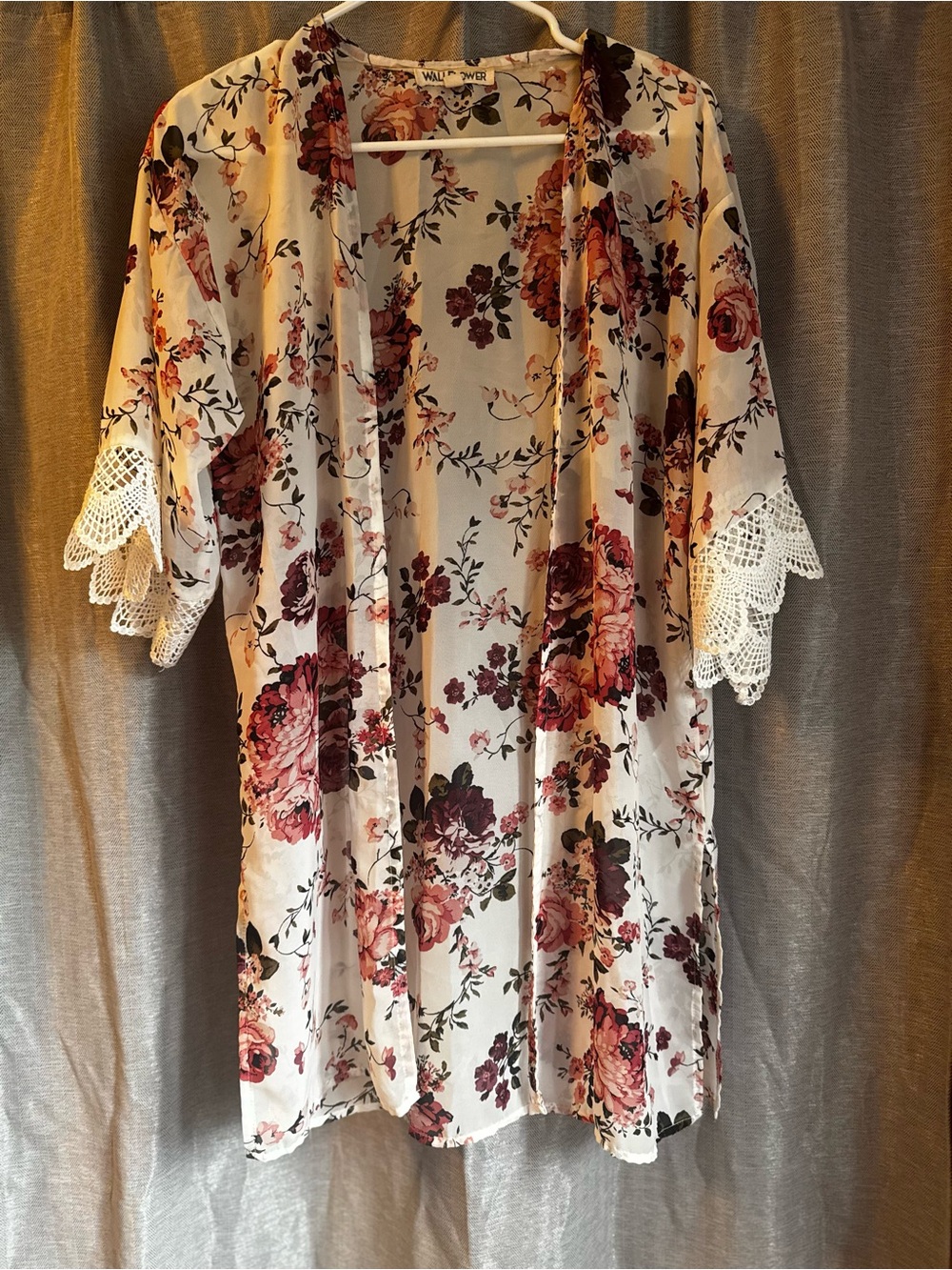 Wallflower Cream Floral Lace-Trim Kimono Cardigan